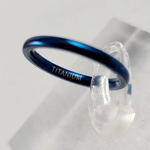 2mm Blue Titanium Band - Picture 5 of 7